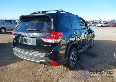 2019 Subaru Forester Premium z USA, uszkodzony, nr VIN JF2SKAGC0KH426432